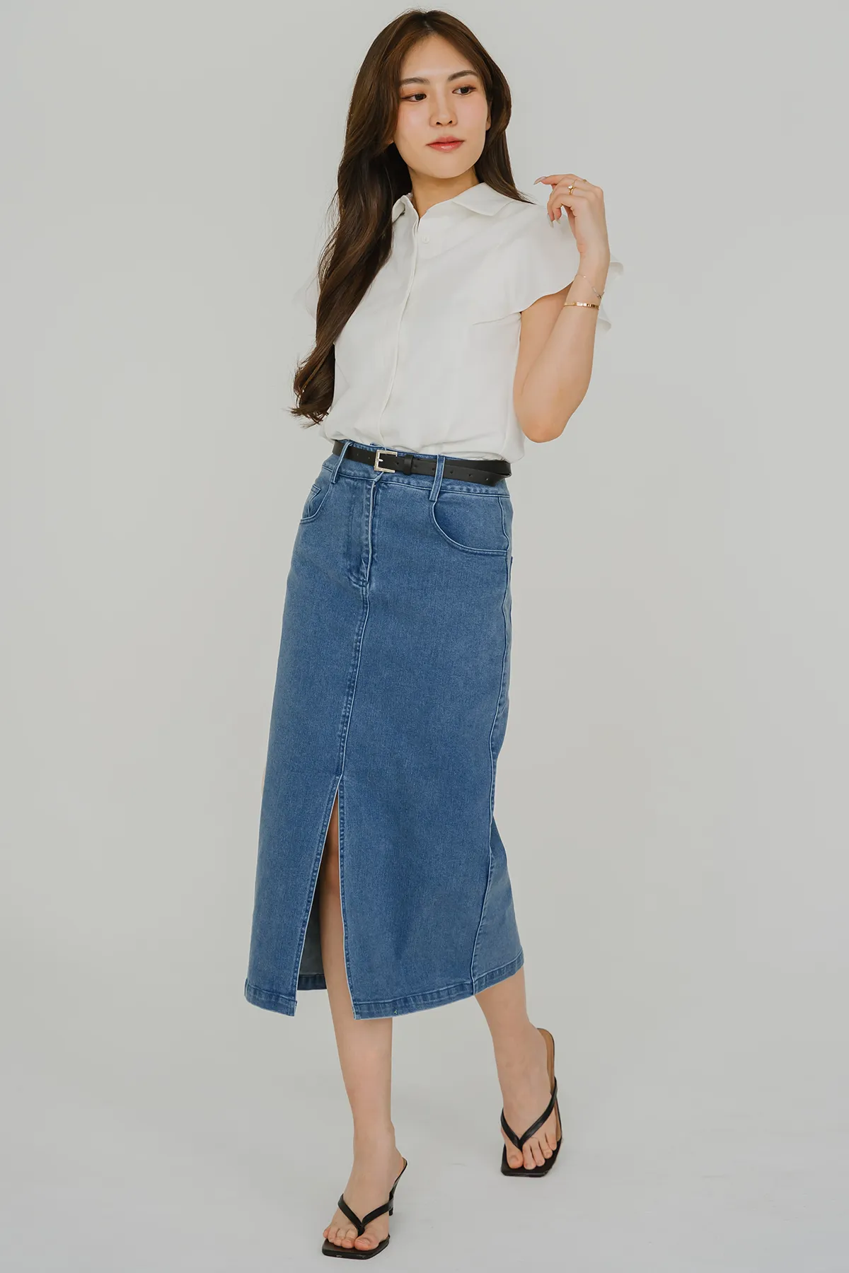 The One Flutter Sleeve Top (White)