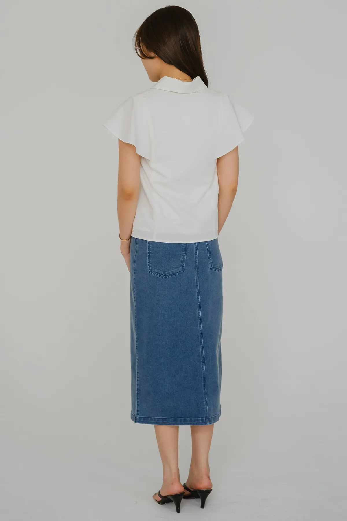 The One Flutter Sleeve Top (White)